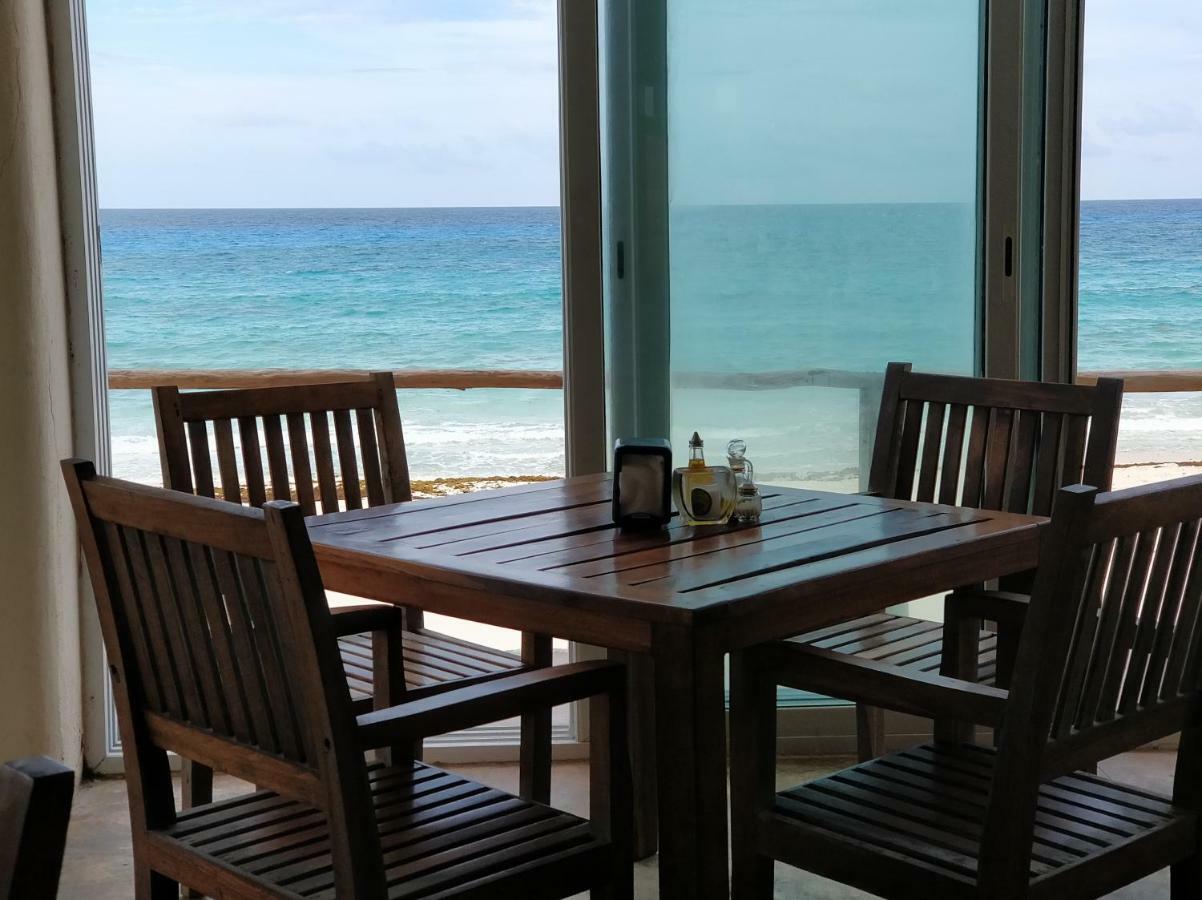 Ocean Front Suite, Balcony, Kitchen. Cancún Kültér fotó