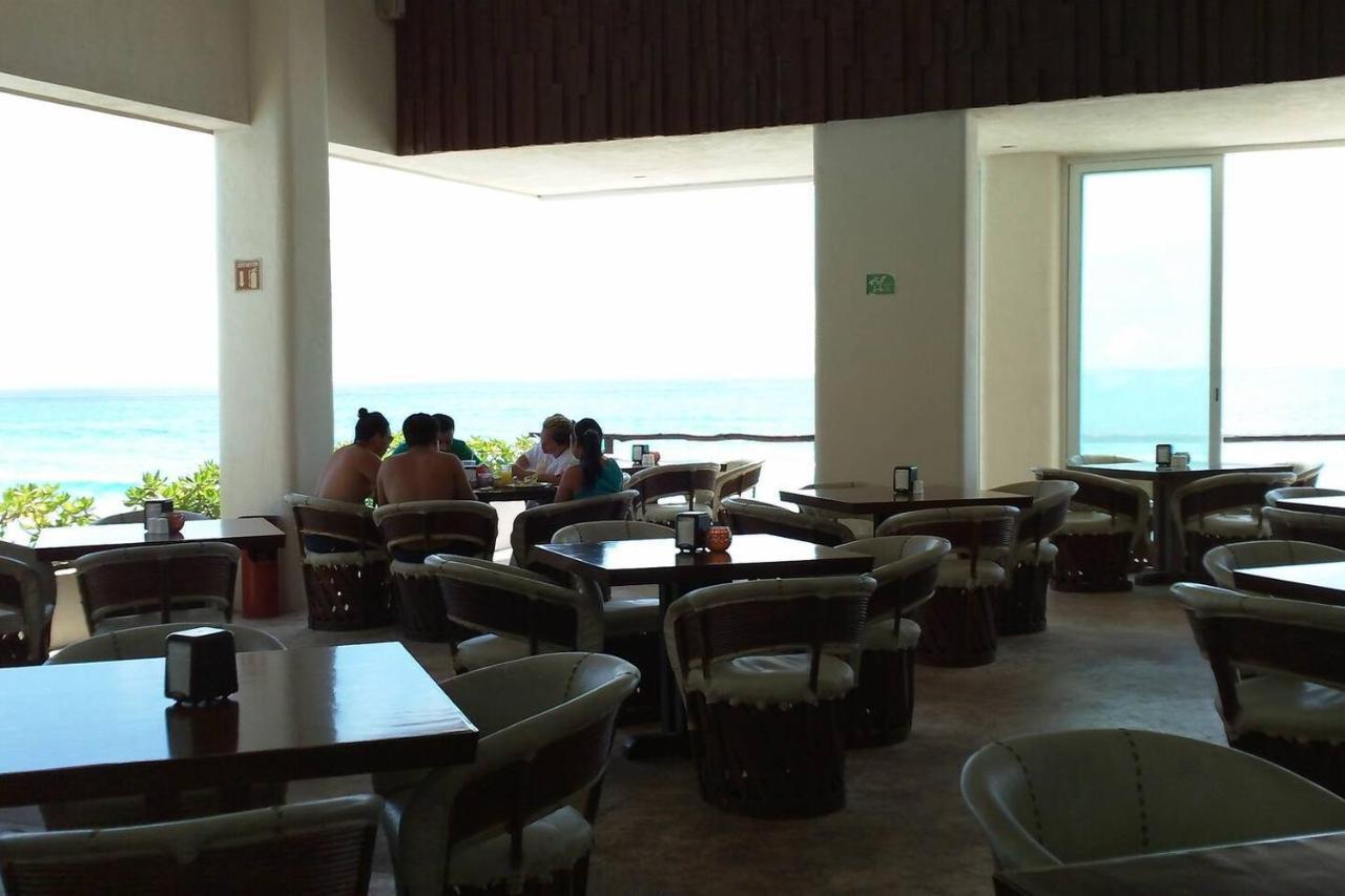 Ocean Front Suite, Balcony, Kitchen. Cancún Kültér fotó